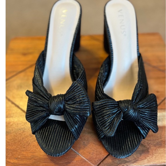 Venus Black Pleated Bow Mule Heels Block Heel Slide Sandals Womens 9.5 - Picture 2 of 13